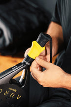 cómo poner Auro Grip en pala de pádel