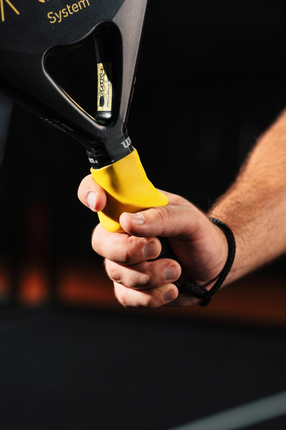 cómo coger pala de pádel correctamente con Auro Grip